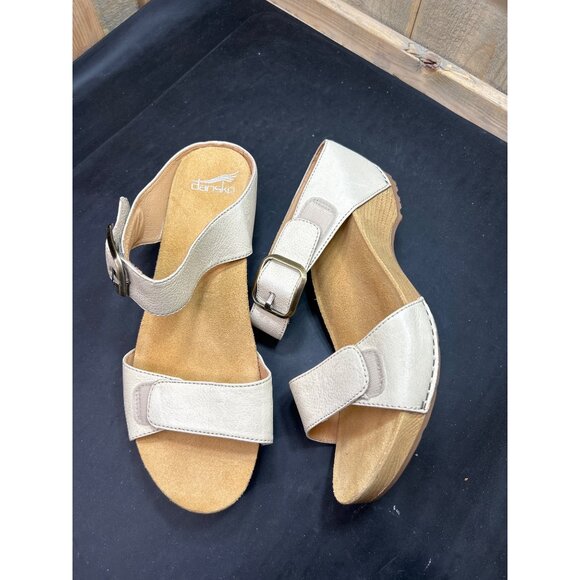 Dansko Womens Leather Sandals EU 41 US 10.5-11 Beige Slip On - Picture 1 of 9